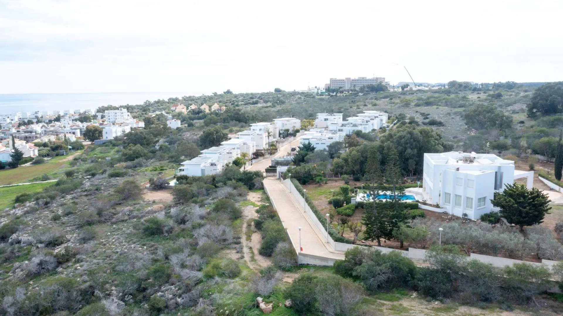 Wealthystays Niceday Hill Villa Protaras 0*,  Chipre